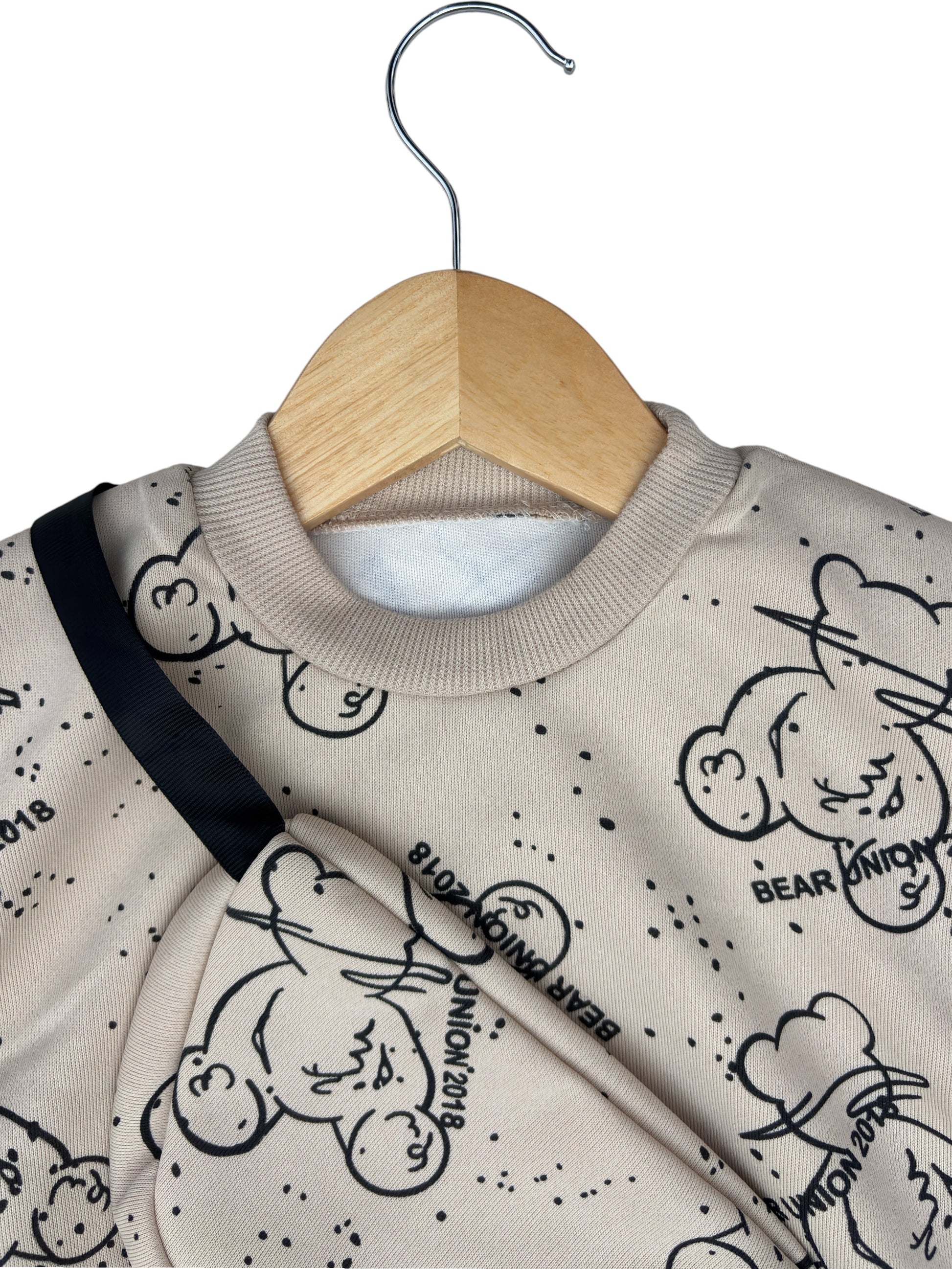 3 Cream Color Boys Sweatshirt With Joggers (1 Bag)_kidzysmile