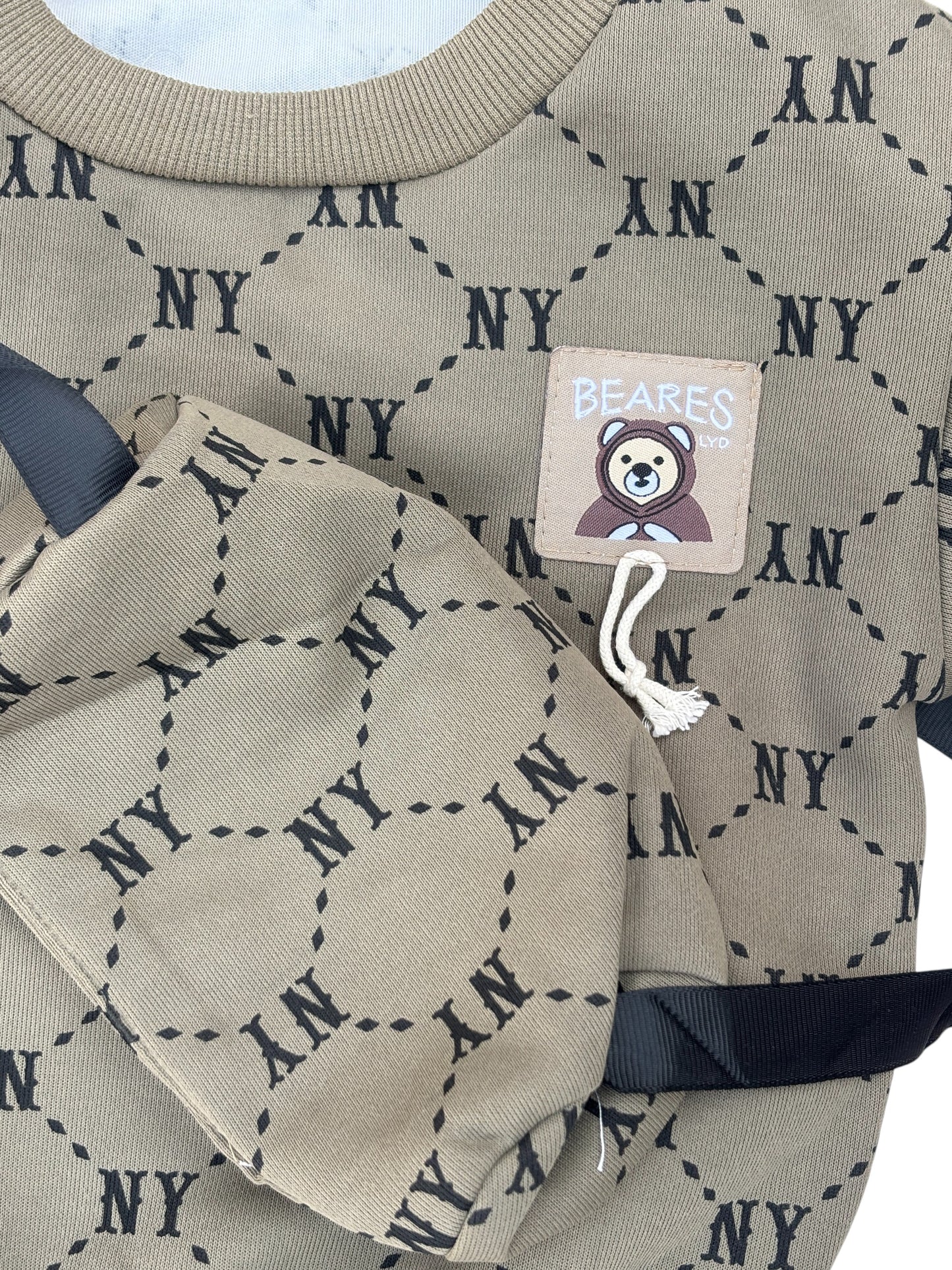 4 Boys Sweatshirt & Joggers with (1 Bag)_kidzysmile