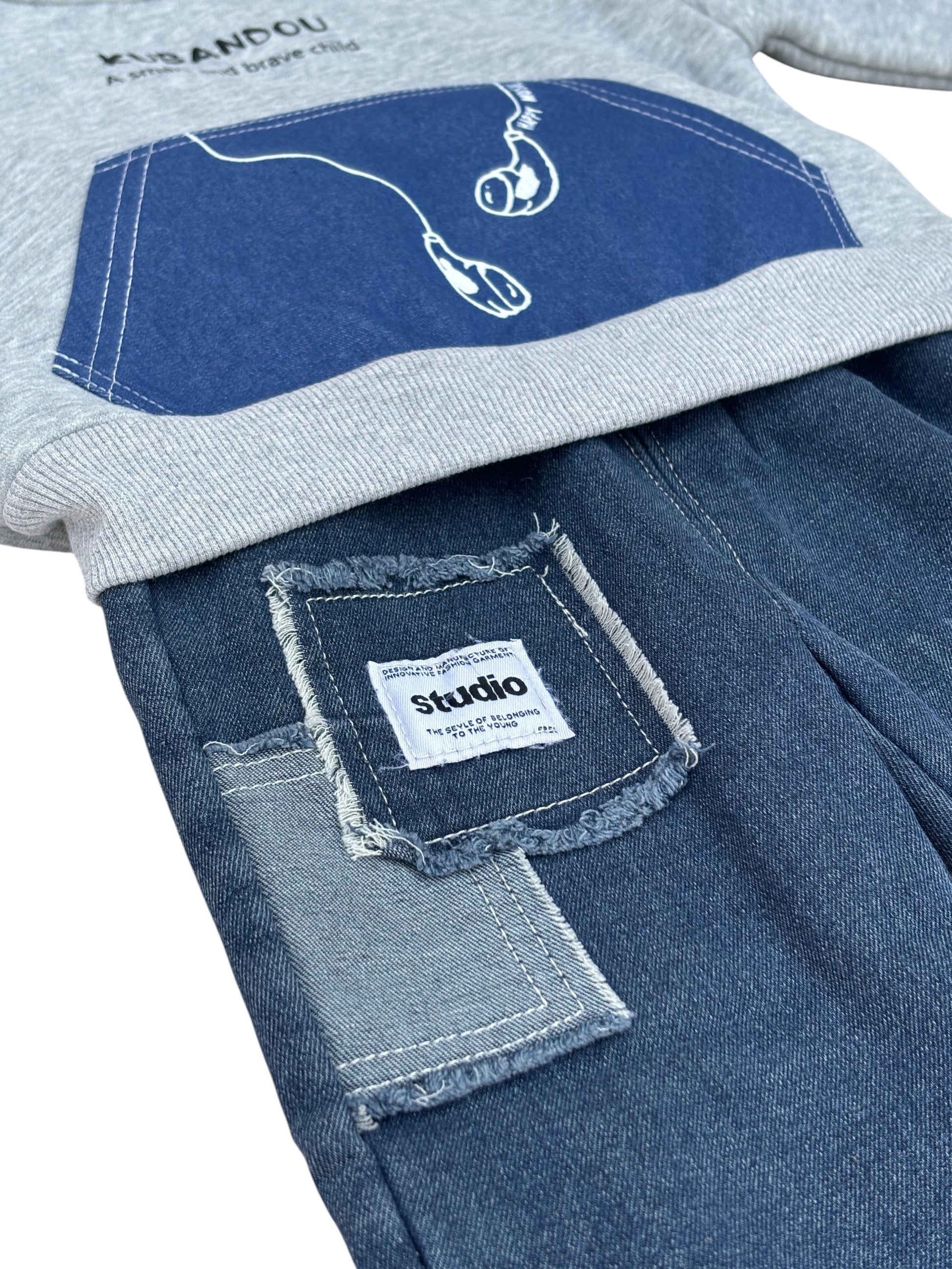 5 Boys Grey Sweatshirt & Dark Wash Denim Patchwork Jeans Set Stylish Kids Outfit_kidzysmile