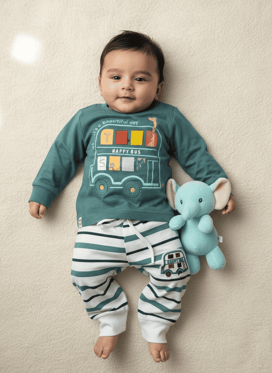 Boys Full Sleeve Printed & Patch Work Casual T-Shirt with Track Pants – Dark Green | Trendy & Comfortable Kids Outfit (Copy)